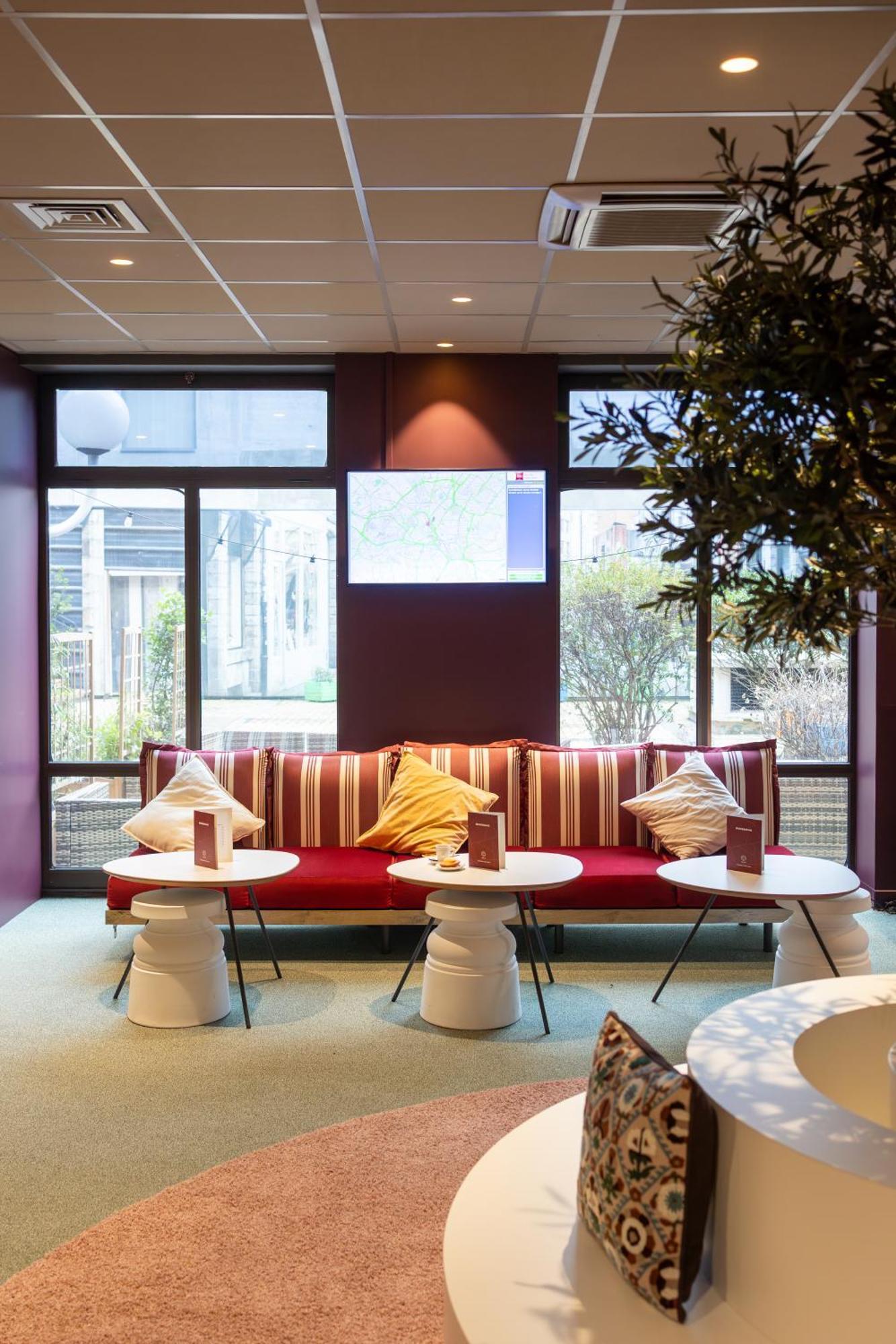 Ibis Lille Centre Gares Hotel Exterior foto
